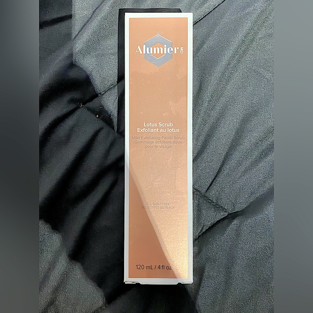 NEW Alumier Skin Care Lotus Exfoliant ay lotus
